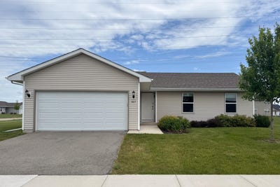 /international/us/927-foley-belvidere-il-110101168617/