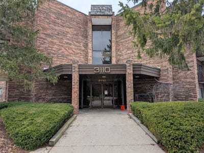 /international/us/3110-pheasant-creek-drive-northbrook-il-110102623009/