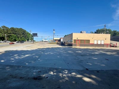 /international/us/1264-s-boston-road-danville-va-110107754765/