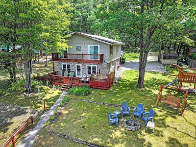 /international/us/1422-e-heart-lake-drive-gaylord-mi-110100899640/