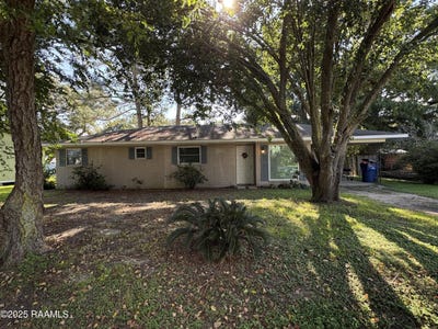 /international/us/109-latour-street-kaplan-la-110108426212/