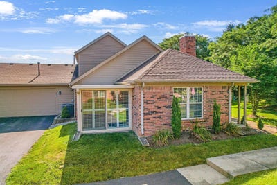 /international/us/2840-laurel-wind-boulevard-lewis-center-oh-110101116186/