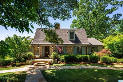 /international/us/3685-rockhill-road-mountain-brook-al-110108493378/