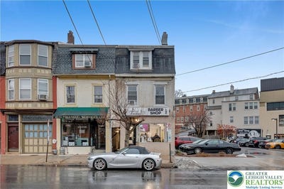 /international/us/331-broadway-bethlehem-city-pa-110108385722/