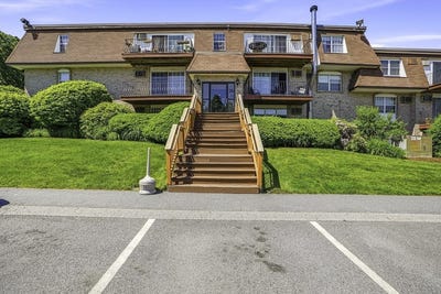 /international/us/26-williamsburg-ct-shrewsbury-ma-110108536554/