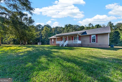 /international/us/3891-hogansville-road-lagrange-ga-110120588537/