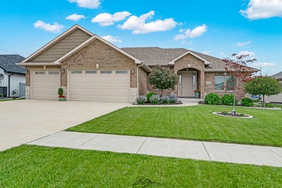 /international/us/1995-craftsman-avenue-bourbonnais-il-110108176535/