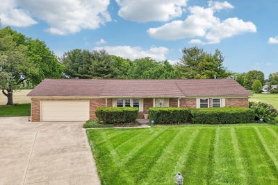 /international/us/676-fairlawn-drive-circleville-oh-110107755774/