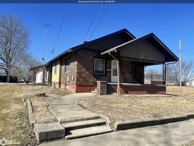 /international/us/516-n-8th-street-centerville-ia-110105848126/