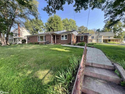 /international/us/421-w-lincoln-street-clarinda-ia-110119482752/