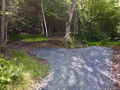 /international/us/4475-vt-route-100-warren-vt-110108662657/