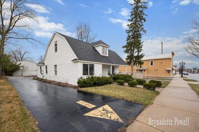 /international/us/123-s-main-street-cedar-springs-mi-110098373976/