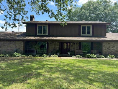 /international/us/1701-s-washington-avenue-murfreesboro-ar-110103115513/