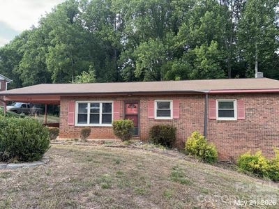 /international/us/3734-n-lail-avenue-morganton-nc-110108363711/