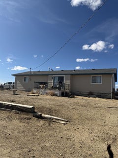/international/us/28-s-monkey-road-glenrock-wy-110107225944/