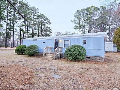 /international/us/826-rembrandt-drive-fayetteville-nc-110108474401/