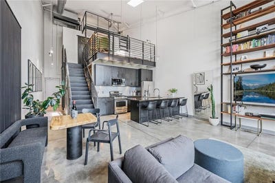 /international/us/730-stinson-boulevard-minneapolis-mn-110100842771/