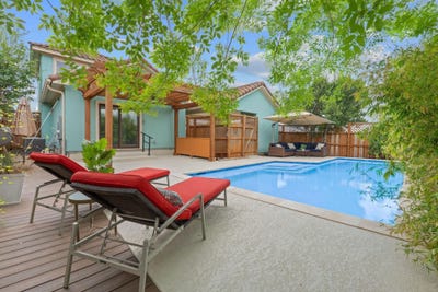 /international/us/5500-toscana-ave-austin-tx-110120098121/