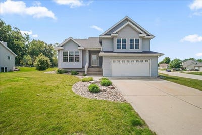 /international/us/216-cordoba-avenue-cedar-falls-ia-110108343572/