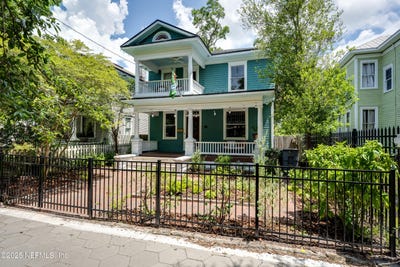 /international/us/225-e-7th-street-jacksonville-fl-110100159971/