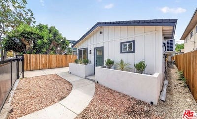 /international/us/204-e-88th-st-los-angeles-ca-110107694223/
