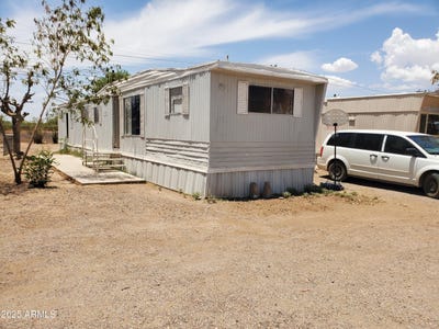 /international/us/799-w-battaglia-road-eloy-az-110100764183/