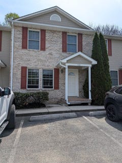 /international/us/922-2nd-street-radford-va-110107307961/