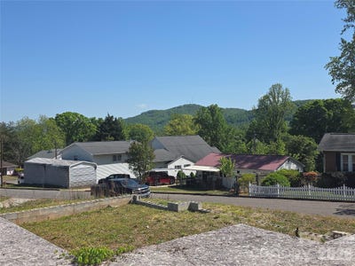 /international/us/68-nancy-tolley-street-marion-nc-110107507340/