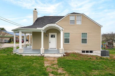 /international/us/338-clark-st-sparta-tn-110106534102/