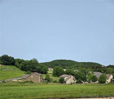 /international/us/plat-10-lot-61-bear-cave-way-camdenton-mo-110100076416/