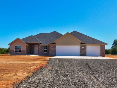 /international/us/870256-red-stone-circle-chandler-ok-110120589676/