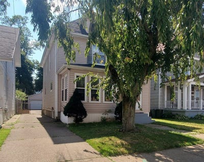 /international/us/919-w-24th-street-erie-pa-110094603135/