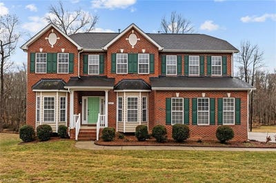 /international/us/8407-chartwell-drive-oak-ridge-nc-110097349770/?lang=en