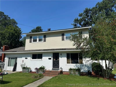 /international/us/2201-riverwood-avenue-lumberton-nc-110100088230/