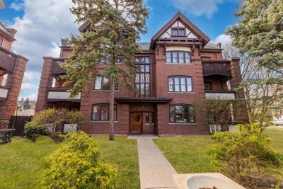 /international/us/116-s-east-avenue-oak-park-il-110107682817/