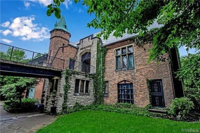 /international/us/21-mayfair-lane-buffalo-ny-110106146501/