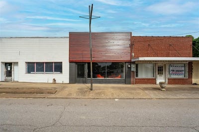 /international/us/166-main-st-calhoun-ky-110107628939/