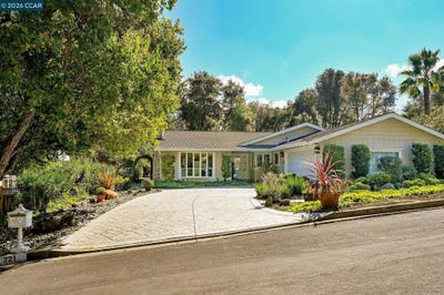 /international/us/221-loch-lomond-way-danville-ca-110106231440/