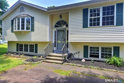 /international/us/24-warner-road-north-haven-ct-110108549491/