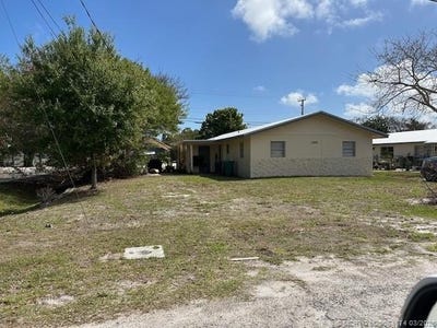 /international/us/3200-duban-terrace-fort-pierce-fl-110106274071/