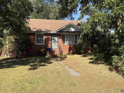 /international/us/3117-somerset-drive-macon-ga-110110352039/