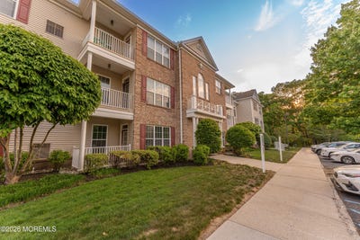 /international/us/636-sophee-lane-lakewood-nj-110108364385/