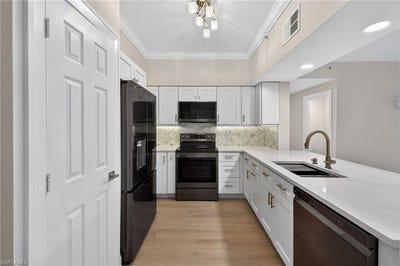 /international/us/20341-estero-gardens-cir-estero-fl-110108358545/