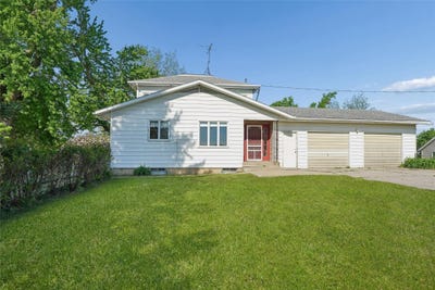 /international/us/3407-s-24th-avenue-w-newton-ia-110107878330/