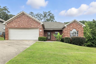 /international/us/8904-sage-meadows-drive-little-rock-ar-110100925634/