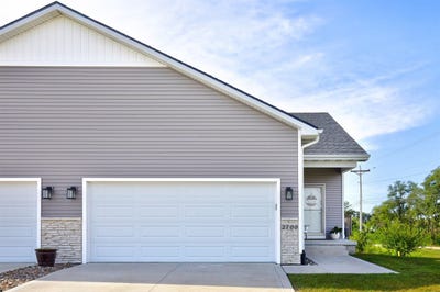 /international/us/2700-yordi-drive-norwalk-ia-110108821655/