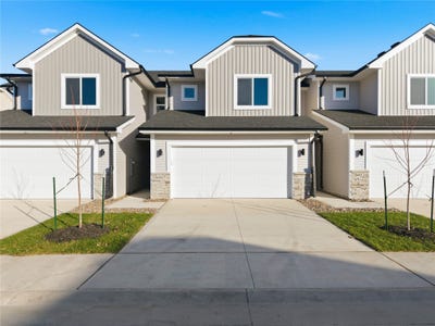 /international/us/6917-poppy-court-johnston-ia-110107035769/
