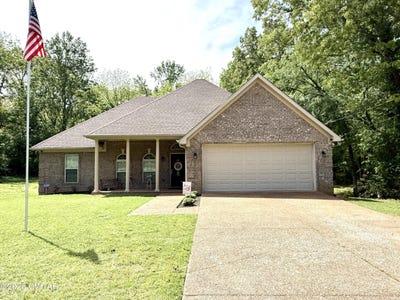 /international/us/4506-hamilton-street-atwood-tn-110105360578/