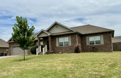 /international/us/2731-jefferson-avenue-joplin-mo-110108802954/