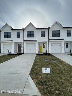 /international/us/9129-rolling-stone-way-knoxville-tn-110097771888/
